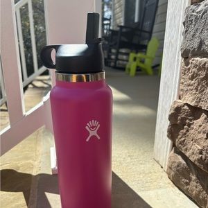 Hydro flask pink